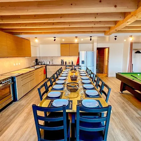 Quietude, Jacuzzi, Cine, Billard, 17 Couchages, 6 Salles De Bain *